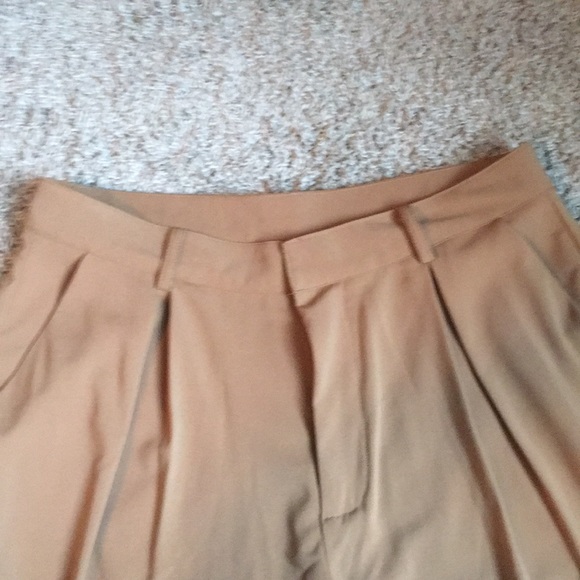 Women’s High Waisted Wide Leg Trousers. Size Large - Picture 5 of 8